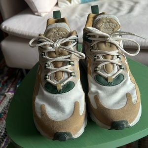 Nike Air Max 270 React